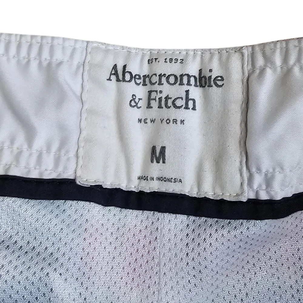 Abercrombie & Fitch Mens Medium Swim Trunks Multicolor Madras Plaid Shorts Icon